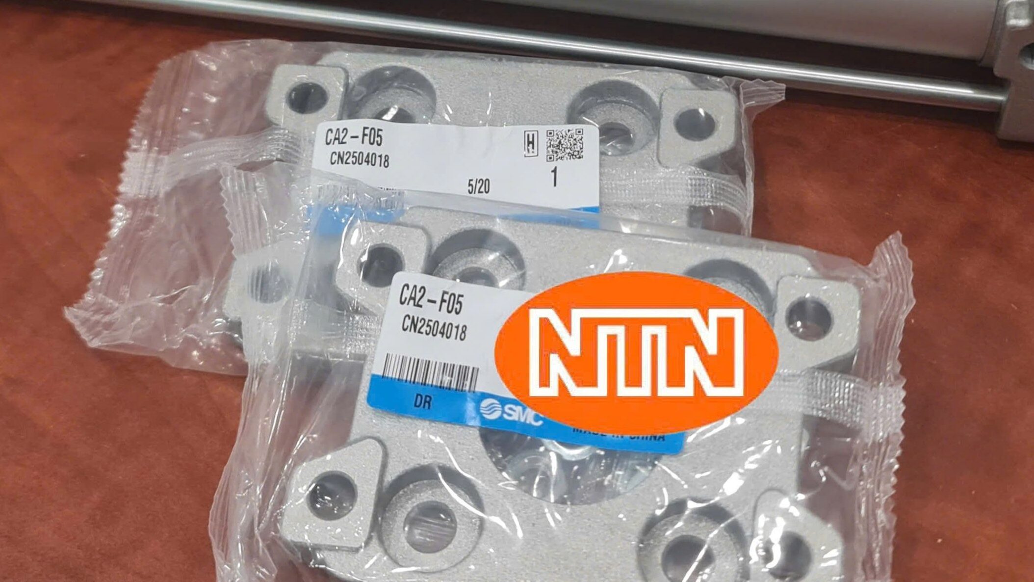 Flange SMC CA2-F05 Gá lắp mặt bích