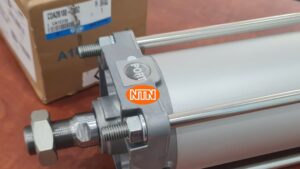 Air Cylinder SMC CDA2KB50-425 Xy lanh khí nén