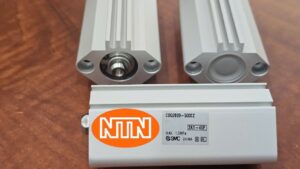 Air Cylinder SMC CDQ2B20-50DCZ Xy lanh khí nén