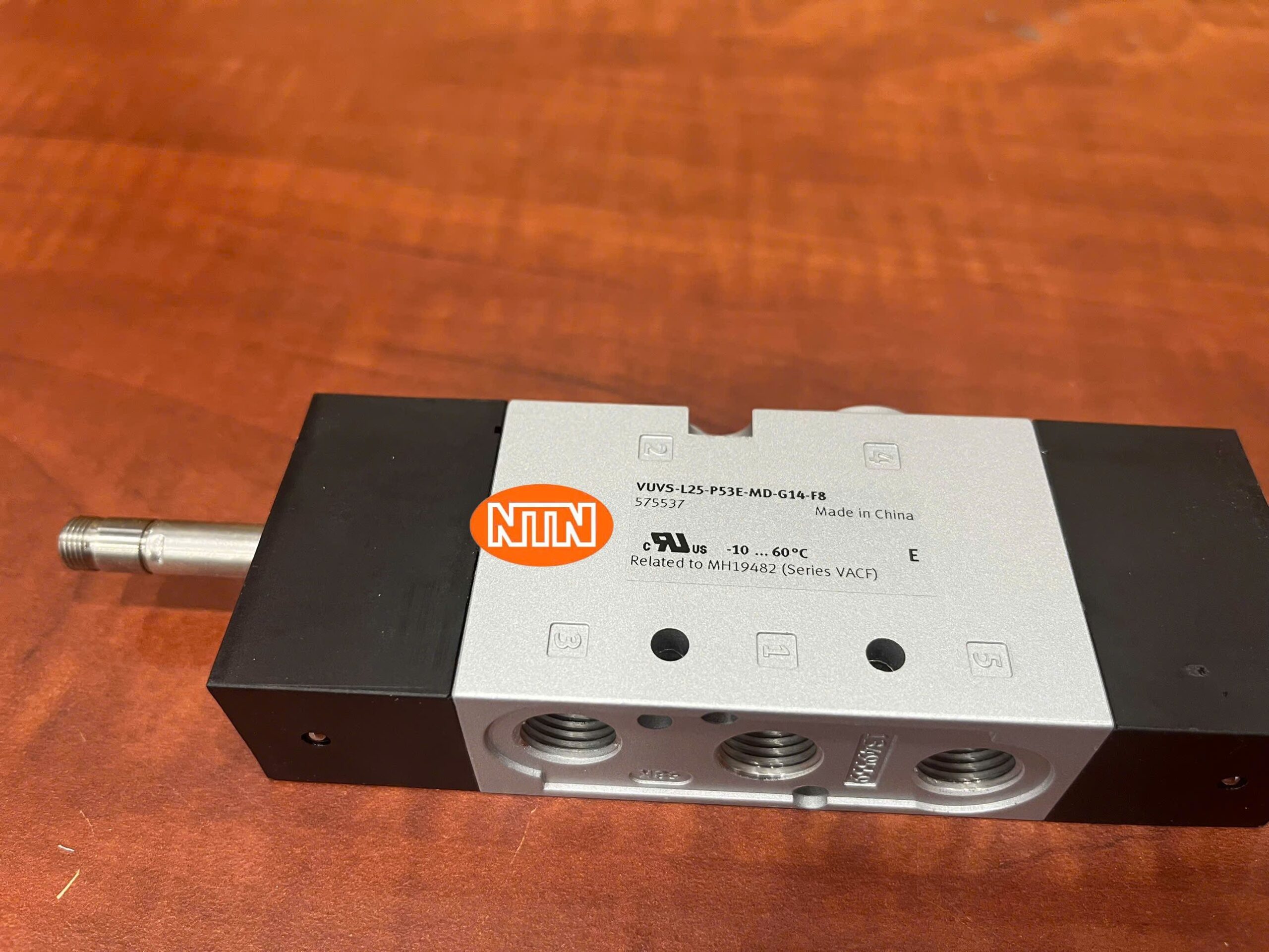 Solenoid Valve Festo VUVS-L25-P53E-MD-G14-F8 Van điện từ